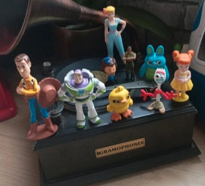 Toy story lot de 9 figurines de 4 a 9 cm - photo numéro 3