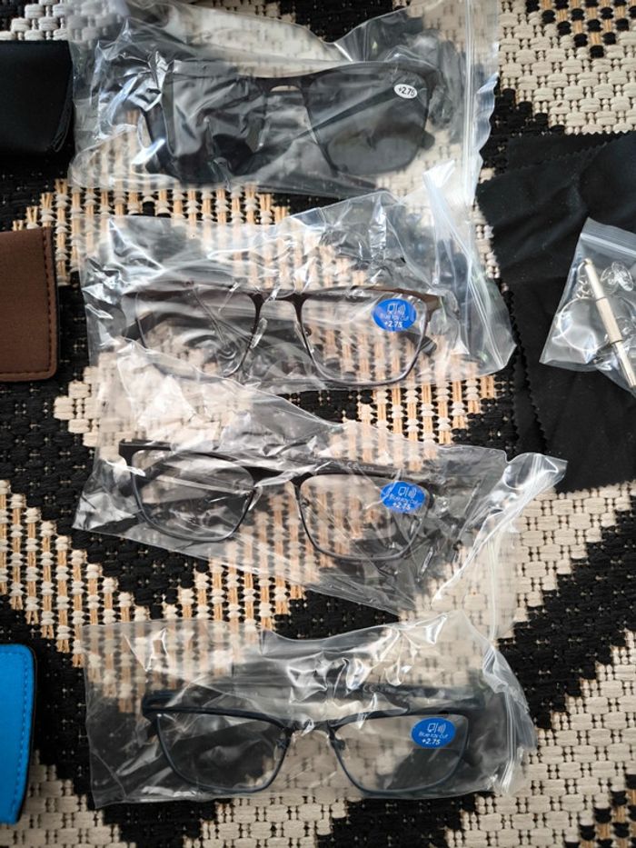 Lot de 4 paires de lunettes de lecture +2,75 neuve - photo numéro 2