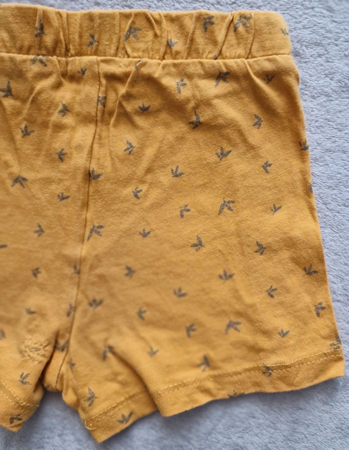 Lot de 2 shorts marine & moutarde - 18M - Gémo (BE avec défauts) - photo numéro 13