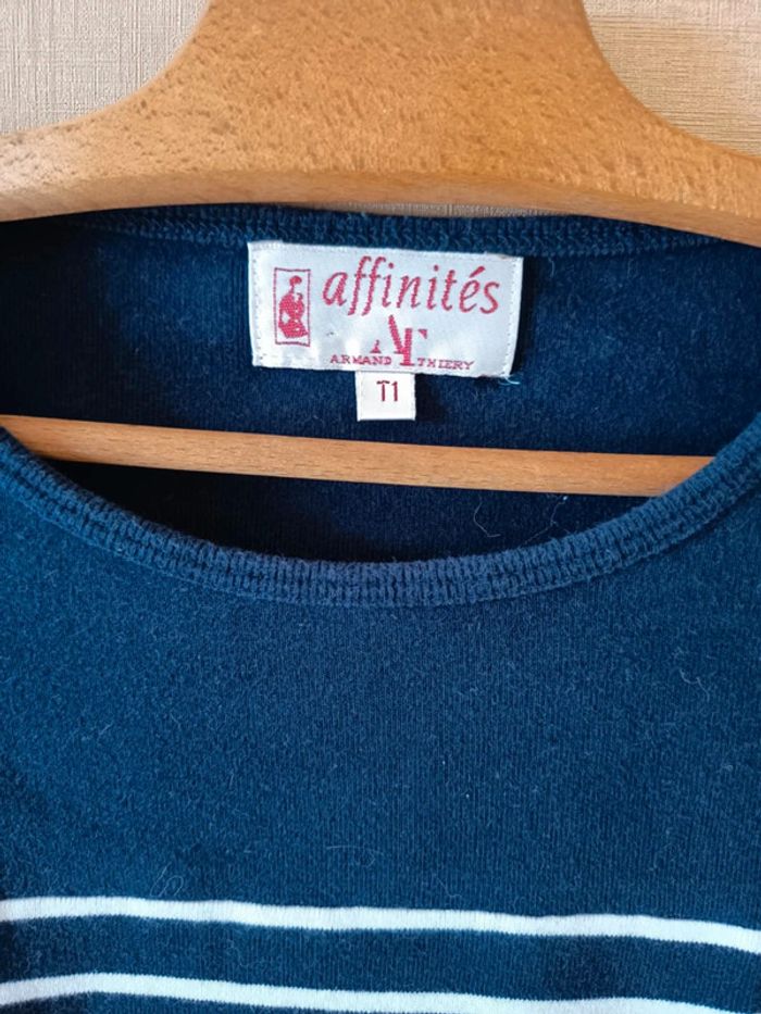 Tee-shirt. Marque affinités Armand Thiery (D42) - photo numéro 2