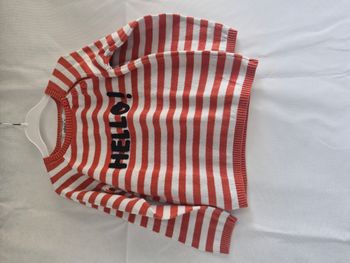 Pull 3 ans Gémo Rouge et blanc rayé hello !