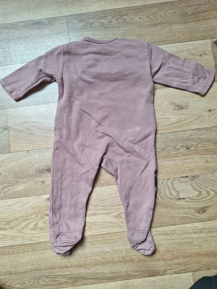 Pyjama Minnie 1 pièce en 9 mois - photo numéro 2