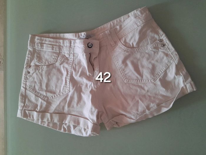Short blanc 42