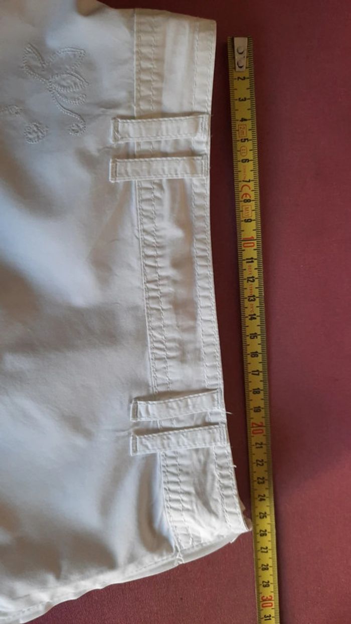 Jupe courte blanche 8 ans - photo numéro 3