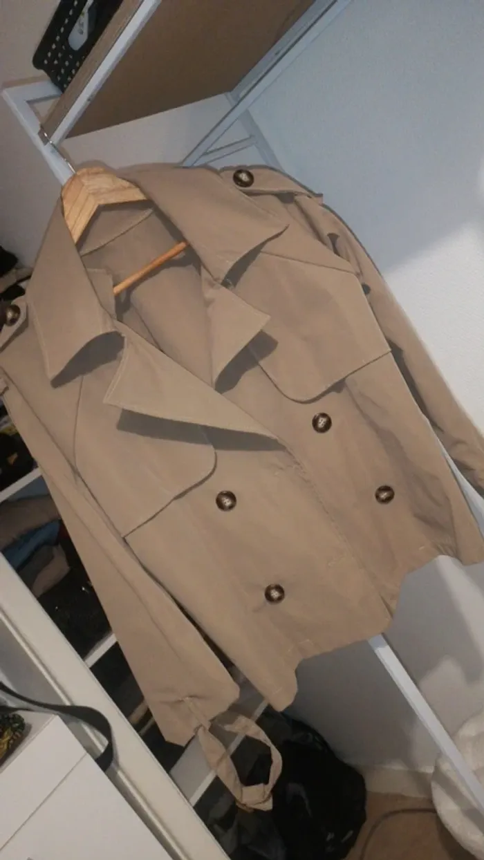 Trench court beige - photo numéro 2