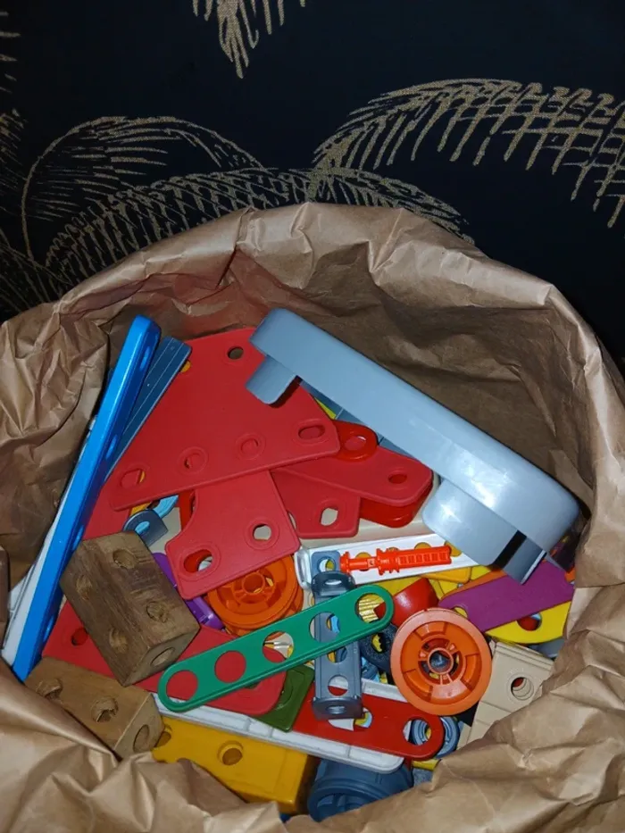 🧡 Lot de différentes pièces de construction colorées pour enfant. - photo numéro 2