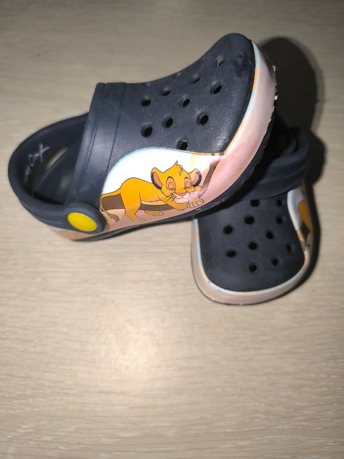 Crocs simba 22 - photo numéro 3