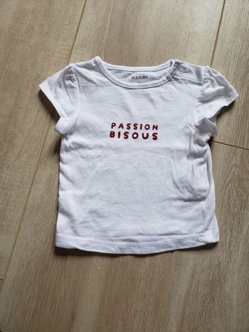 T-shirt manches courtes taille 1mois