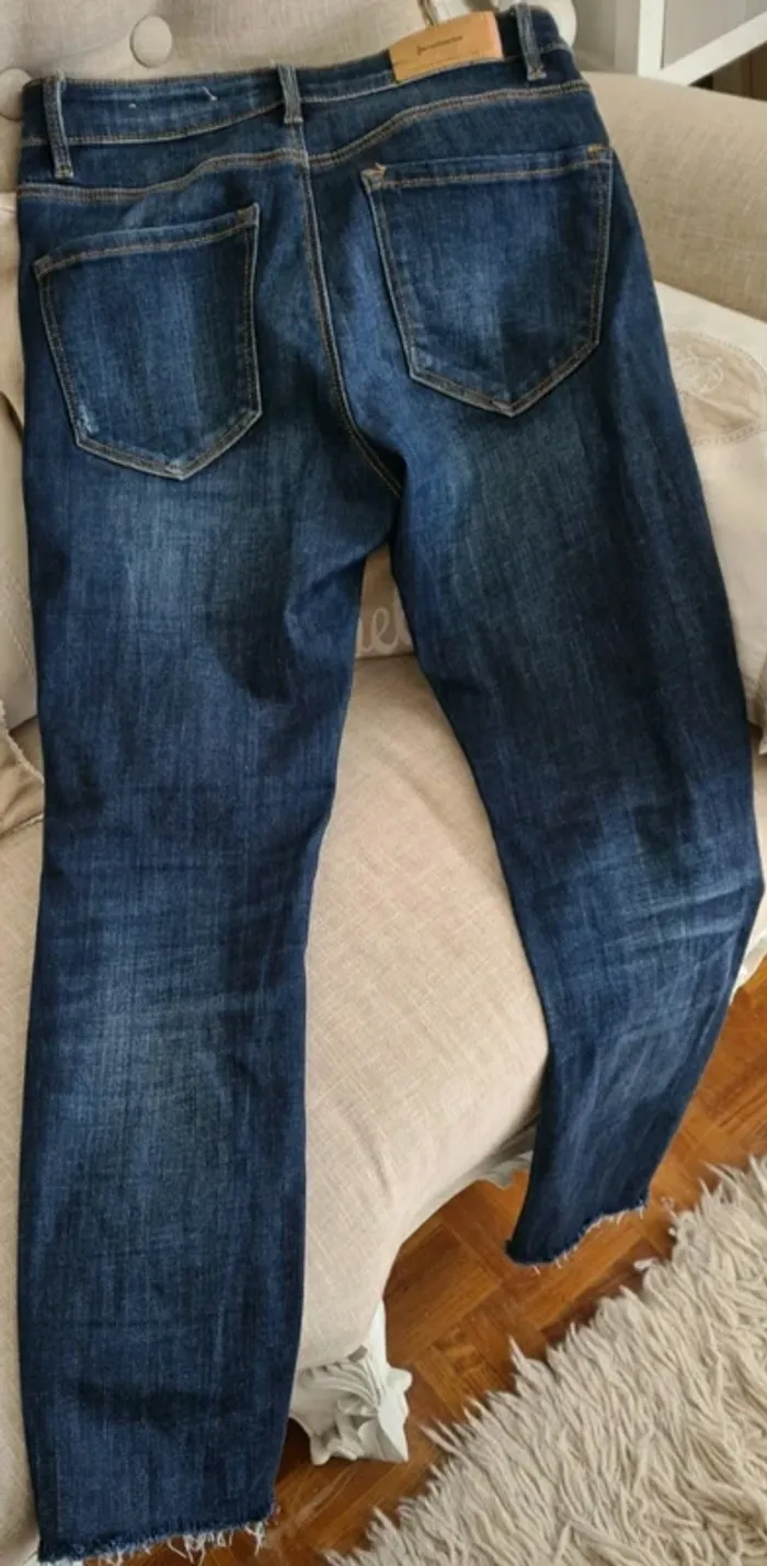Jeans 👖 Stradivarius Taille 38 - photo numéro 2