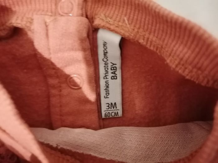 Pull abricot 3 mois - photo numéro 3
