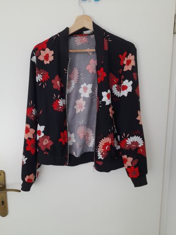 Veste fleurie