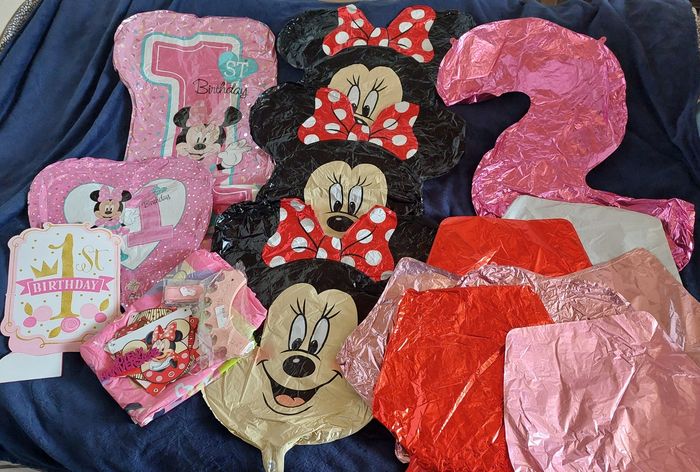 Lot décorations anniversaire fille 1 et 2 ans Minnie tons rose et rouge BE 🎈
