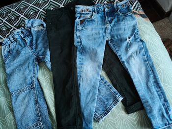 Lot pantalons garçon 5 ans