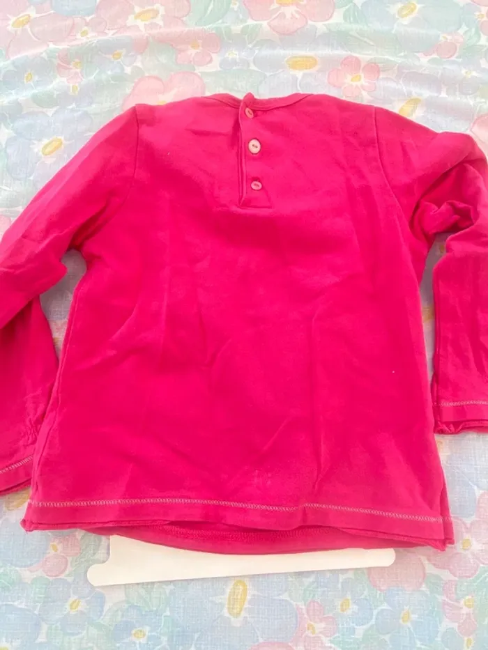 Très beau haut teeshirt manches longues 3 ans - photo numéro 4
