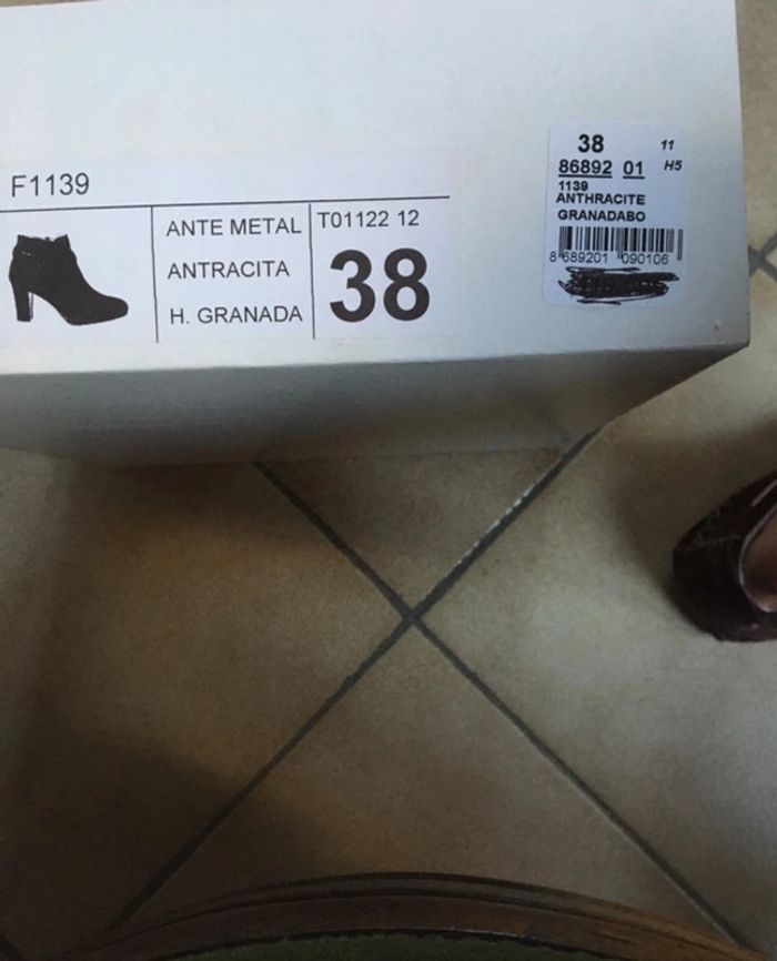Bottines à talon pointure 38 - photo numéro 4