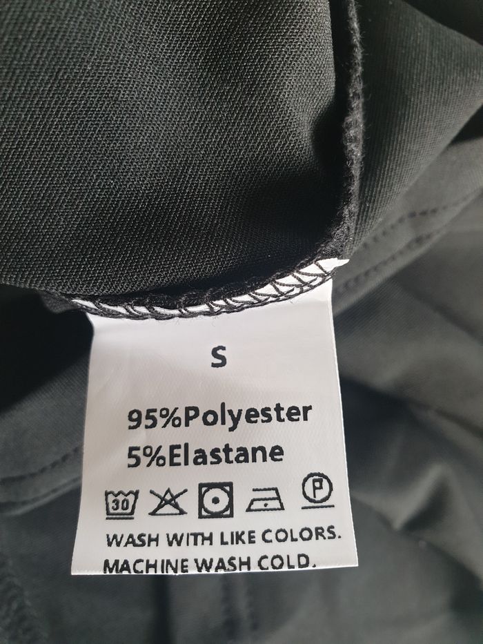 T-shirt femme S neuf - photo numéro 7