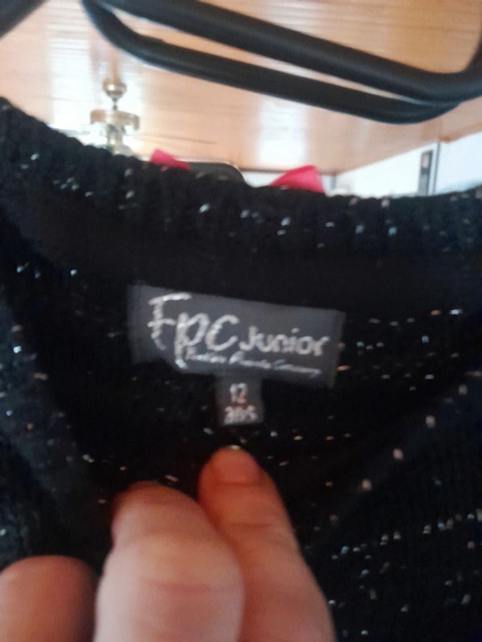 Pull fille 👧 avec nœud rose au dos taille 12 ans - photo numéro 2