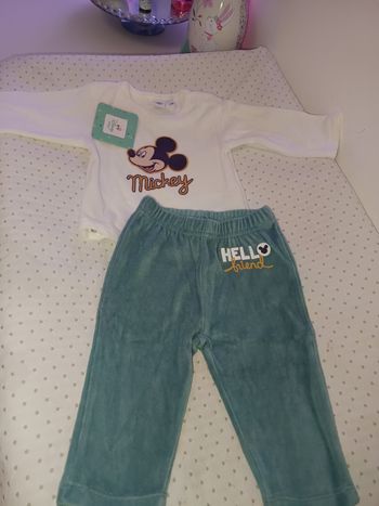 Pyjama en velours Disney Mickey bebe garcon 6 mois bleu blanc neuf