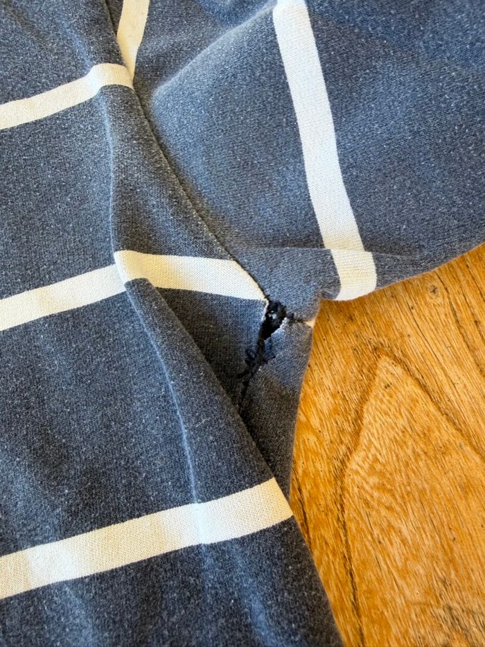 Polo Lacoste vintage bleu rayé manches longues - col montant – M - photo numéro 4