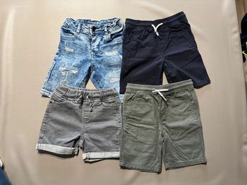 Lots shorts 3-4 ans