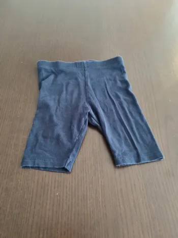 Bermuda legging 12 mois kiabi bleu marine très bon état