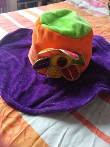 Chapeau violet