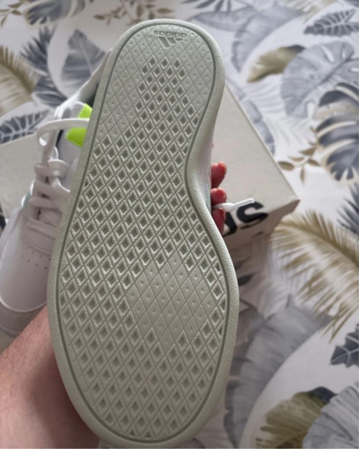 Baskets adidas - photo numéro 3