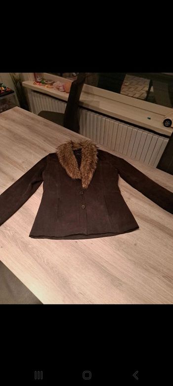 Manteau en cuir de porc taille 40