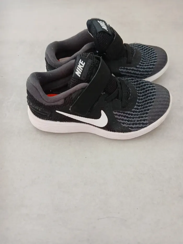 Baskets nike - photo numéro 2