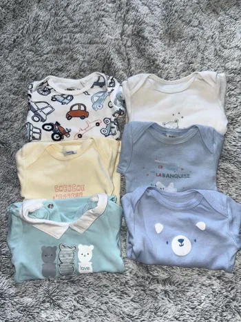 Lot body 3 mois manches longues