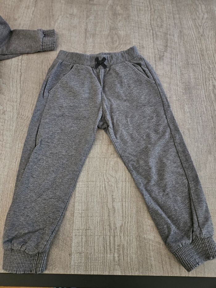 Ensemble haut zippé/jogging - photo numéro 2