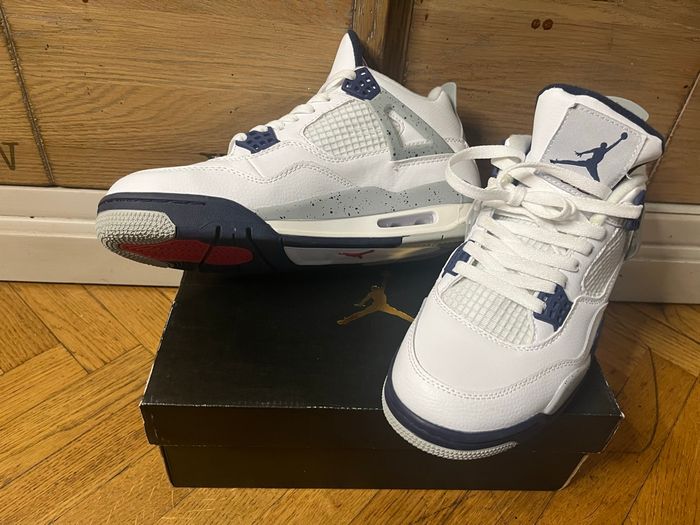 Basket Nike Air Jordan 4 Midnight Navy - Taille 41 - photo numéro 2