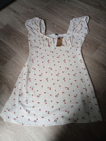 Robe légère neuve femme taille 42