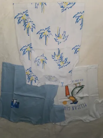 Lot de 3 tee-shirts Taille 4 ans