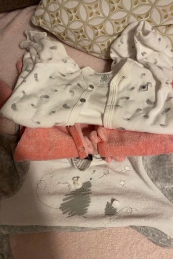 3 pyjamas épais 0/1 mois