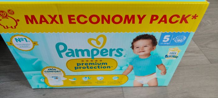 Couche pampers taille05 - photo numéro 2