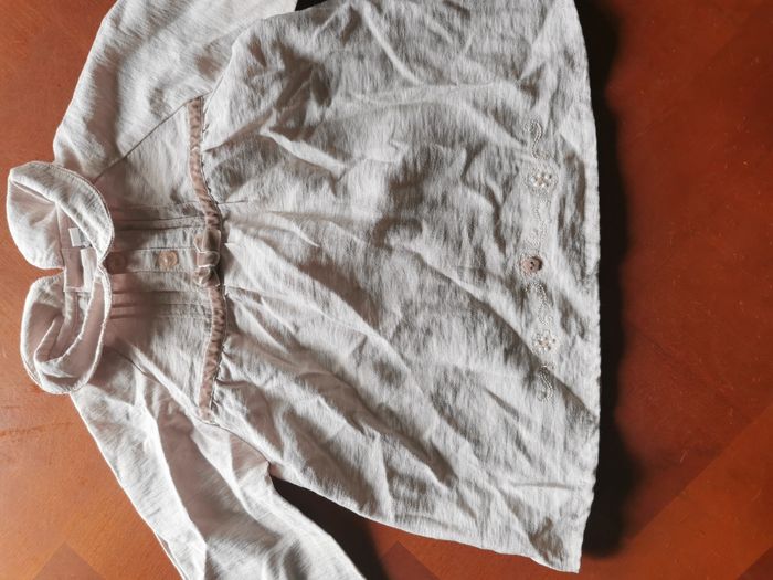 Lot 1 tee shirt et 2 pantalons