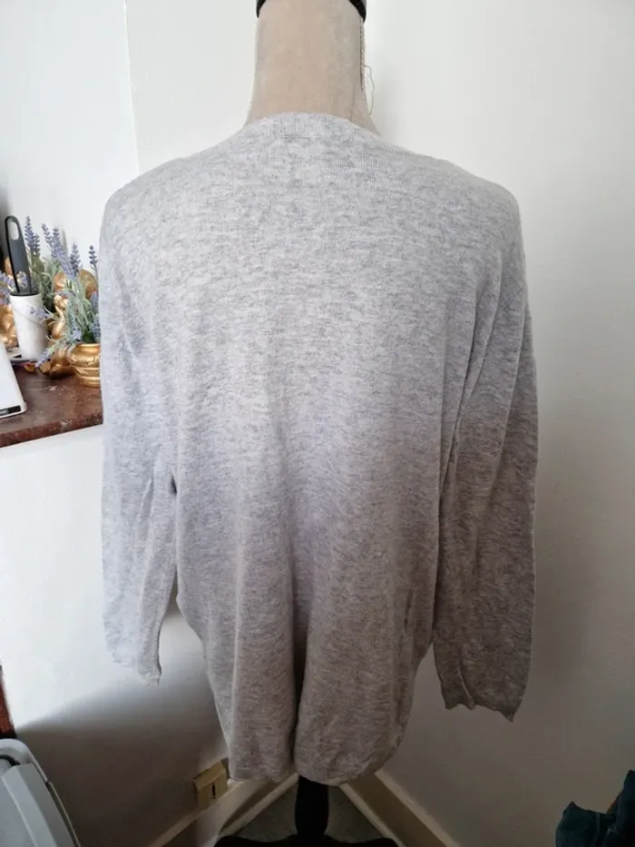 Pull h&m gris - photo numéro 2
