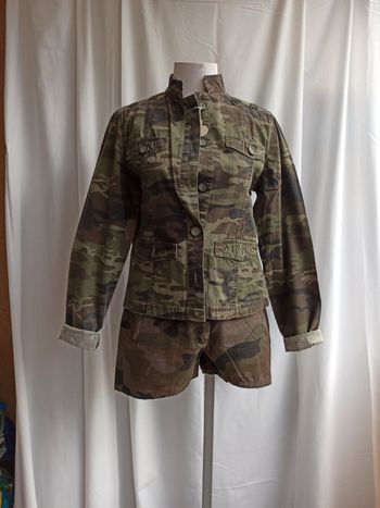 Veste centré camuflaje