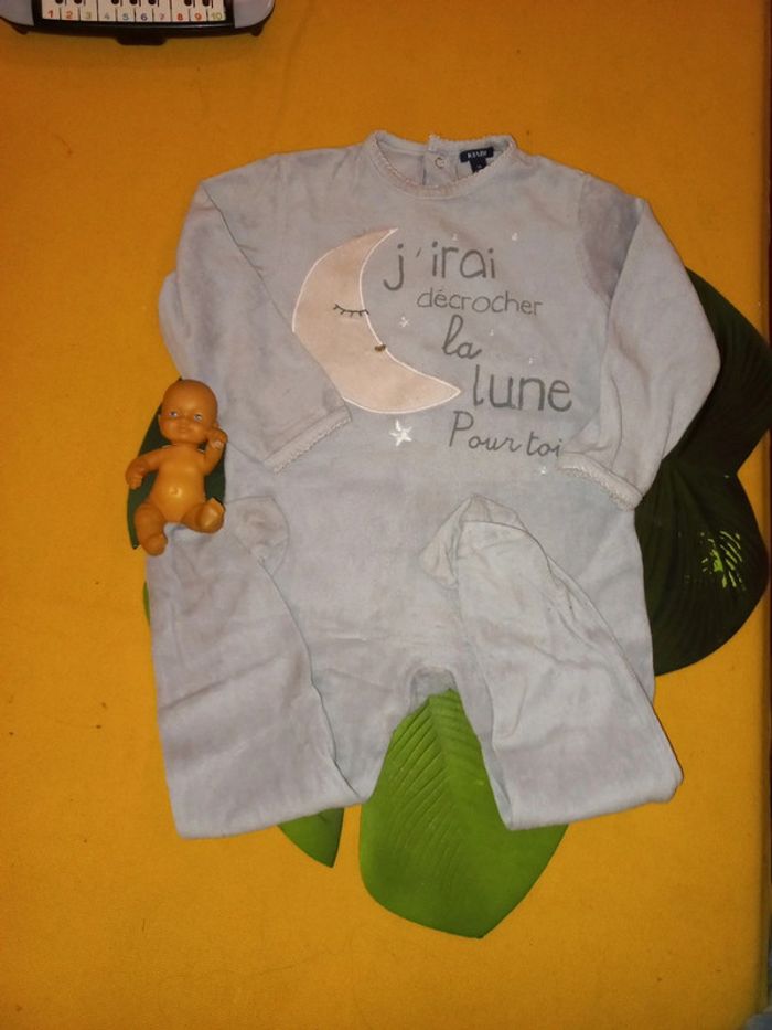 Belle grenouillère 2 a 3 ans grise lune type velours