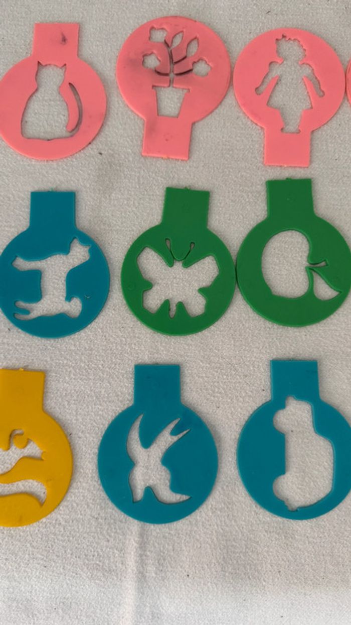 Ensemble de 23 pochoirs à dessin - photo numéro 9