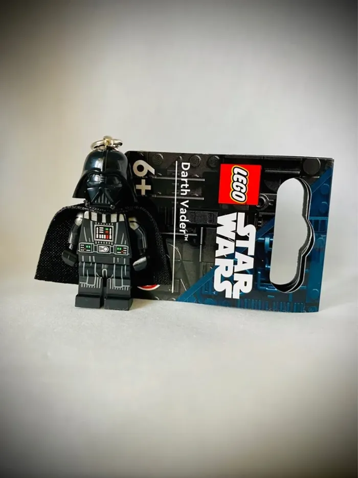 Porte-clés LEGO Star Wars - Dark Vador (Réf. 854236) - Neuf