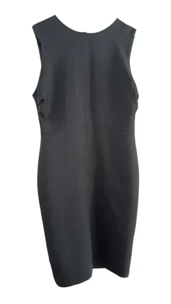 Robe noire Primark 44