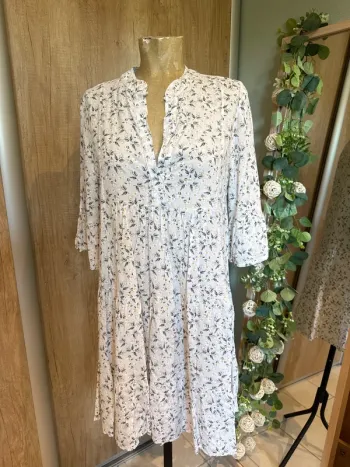 Jolie robe fluide et légère femme