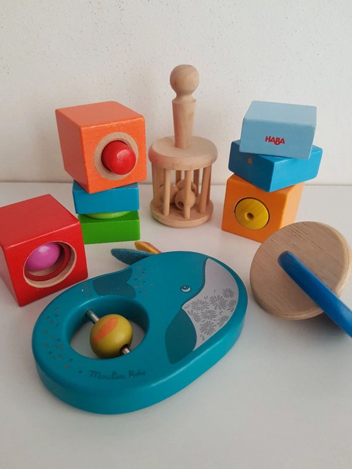 Cubes sensoriels en bois Haba et hochet Moulin Roty - photo numéro 14
