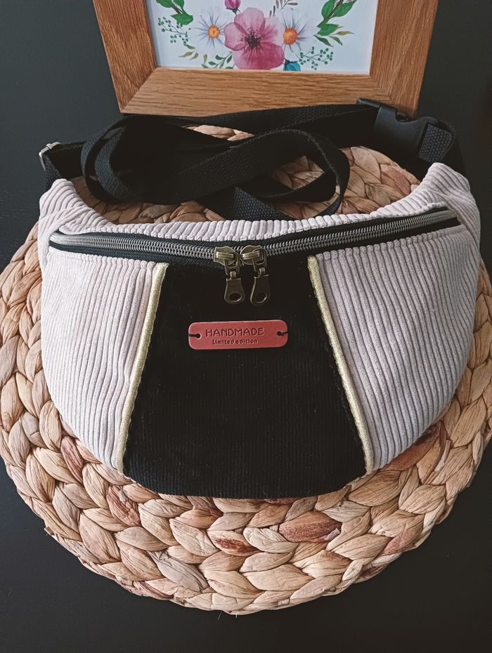 Sac banane et son portefeuille - photo numéro 7