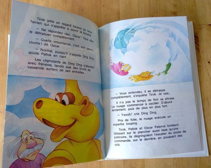 2 livres enfants Le village dans les nuages - photo numéro 5