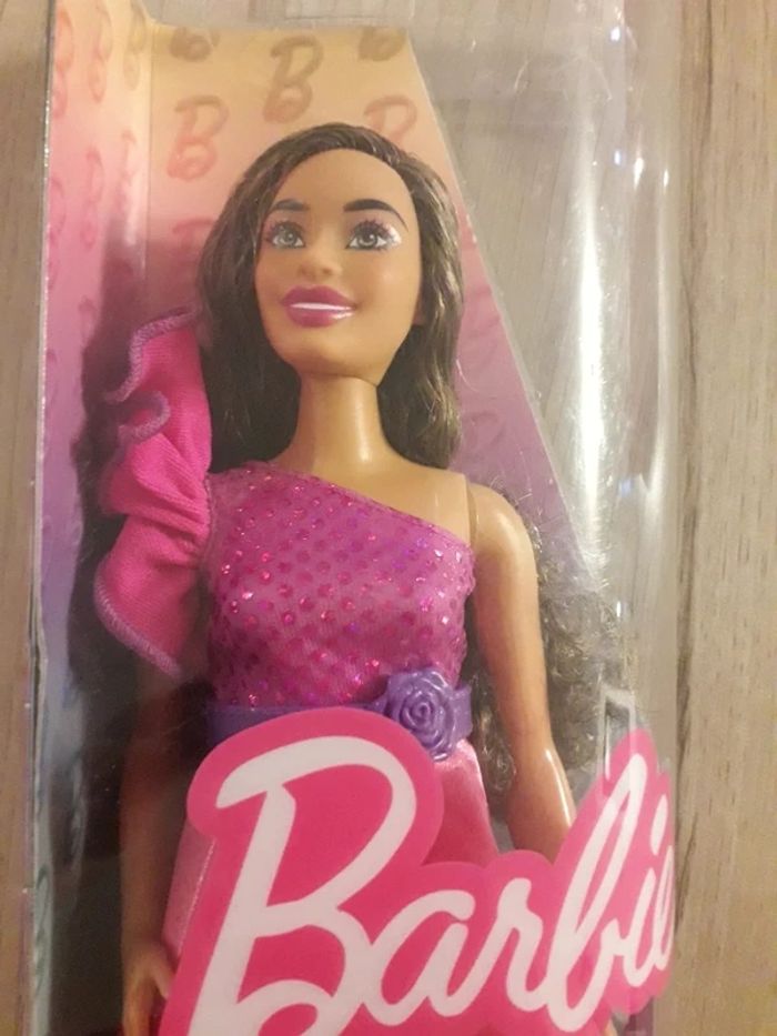 Barbie fashionistas 225, neuve - photo numéro 2