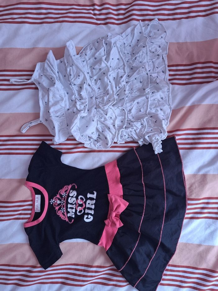 Lot vêtements 2 ans fille - photo numéro 2