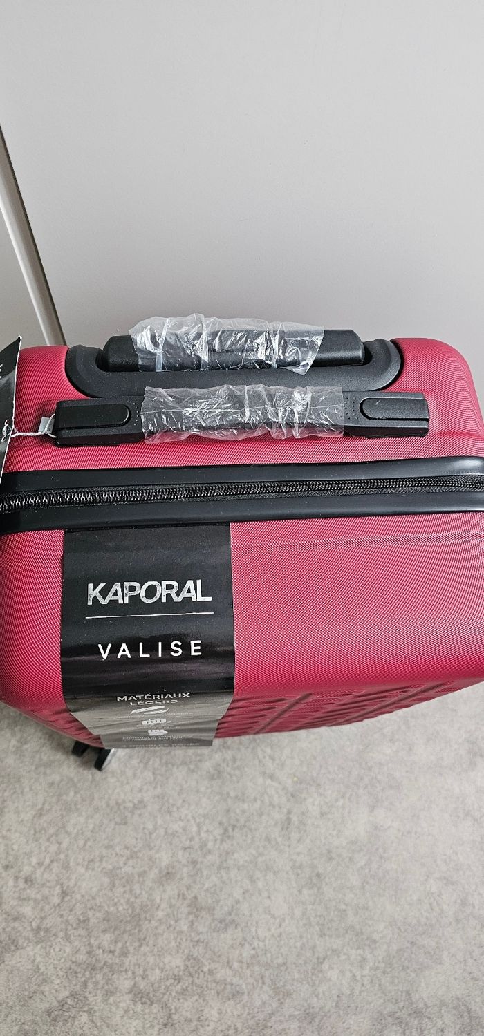 Valise neuve de la marque Kaporal - photo numéro 6